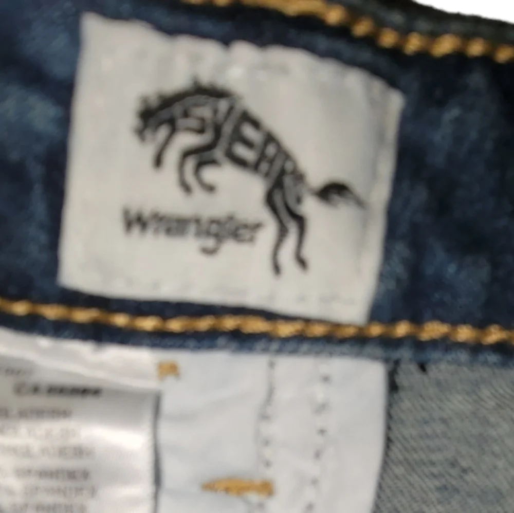 Wrangler High Rise Vintage Distressed Shorts